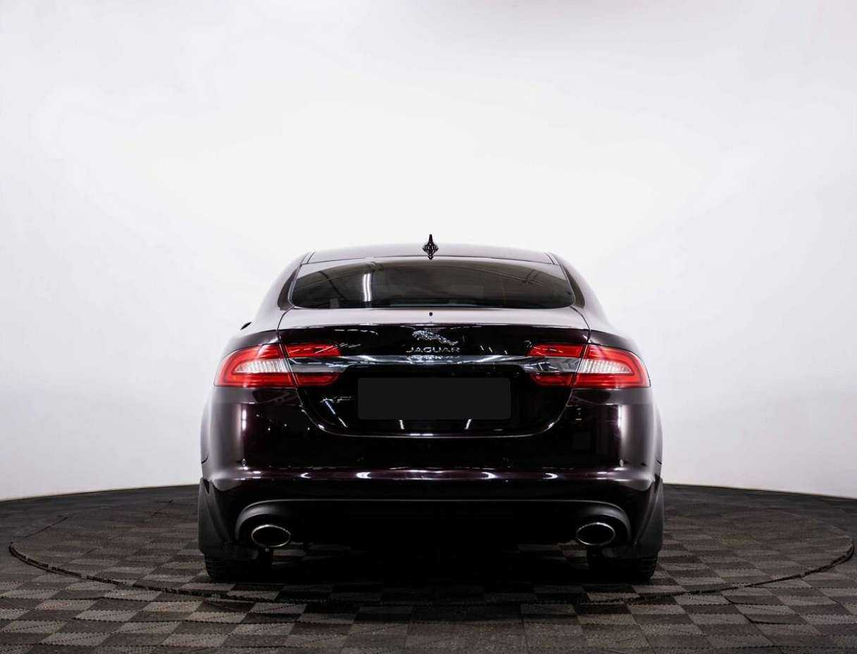 Купить Jaguar XF с пробегом. Фото: #4