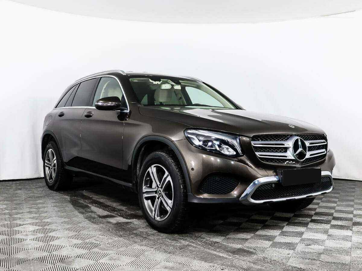 Купить Mercedes-Benz GLC с пробегом. Фото: #2