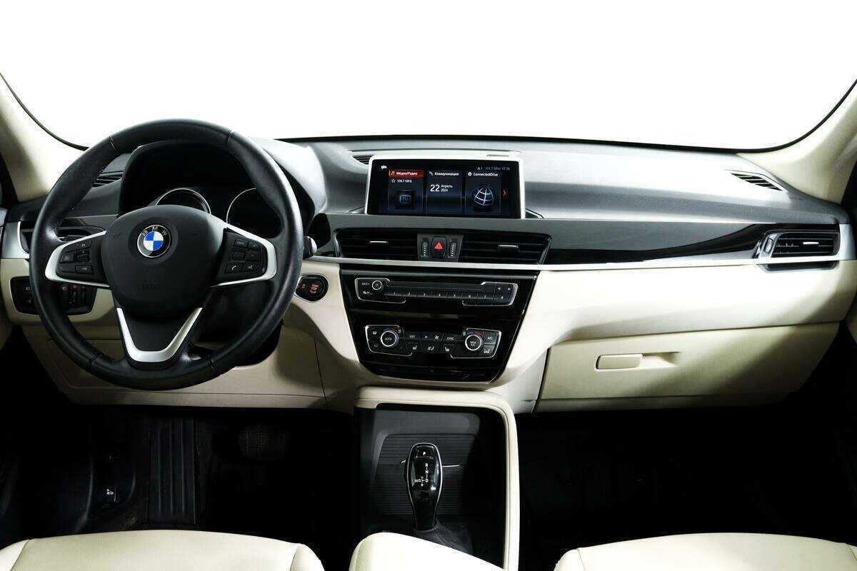 Купить BMW X1 с пробегом. Фото: #10