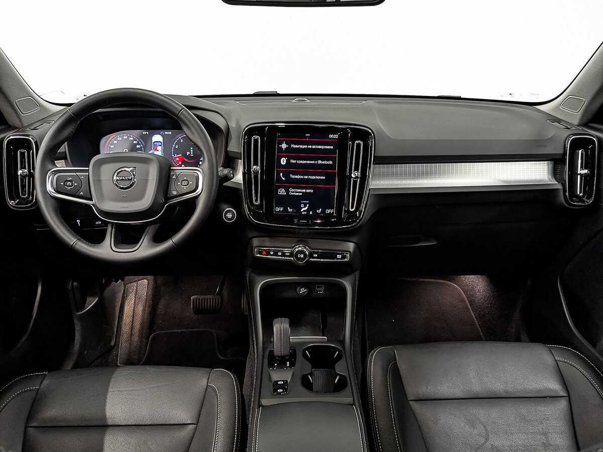 Купить Volvo XC40 с пробегом. Фото: #12