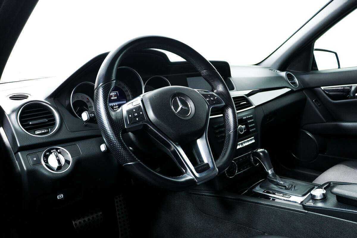 Купить Mercedes-Benz C-Класс с пробегом. Фото: #12