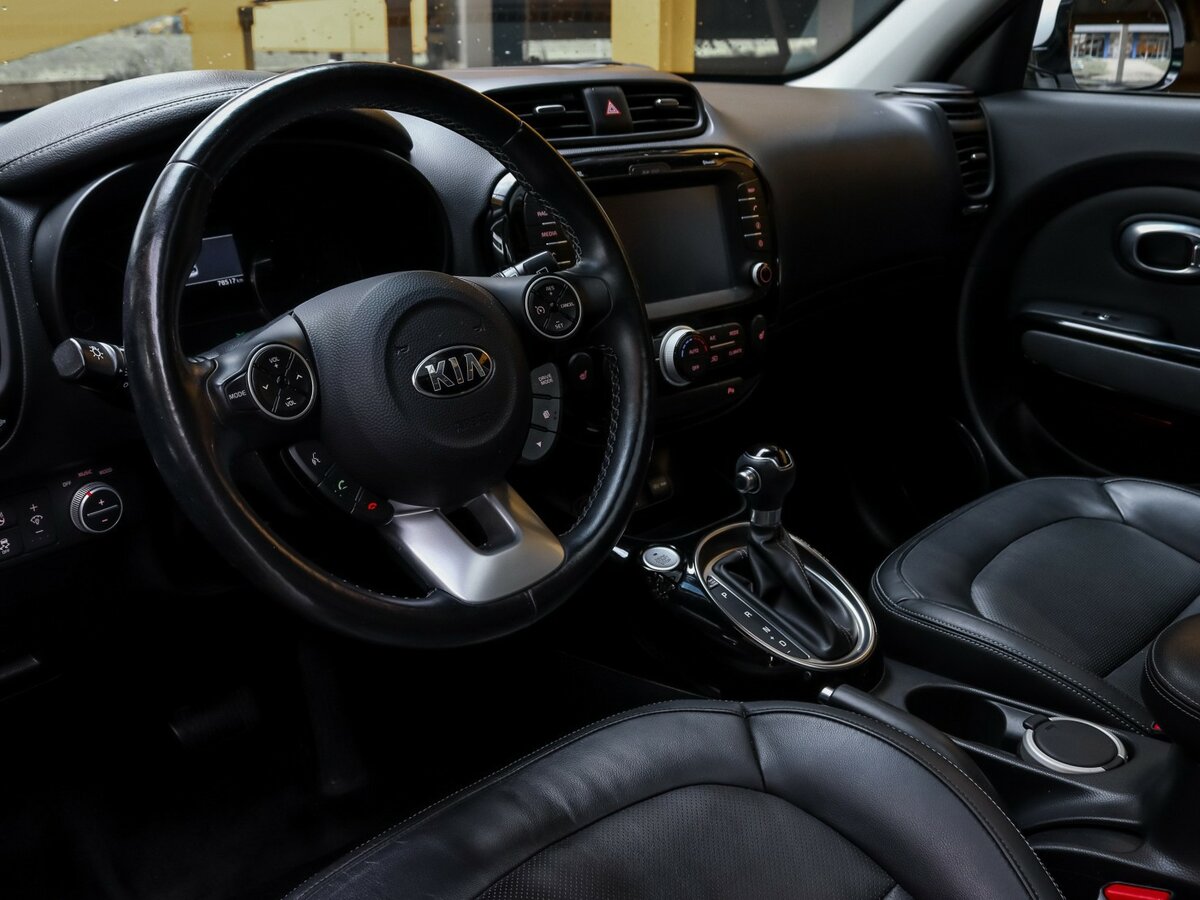 Купить Kia Soul с пробегом. Фото: #12
