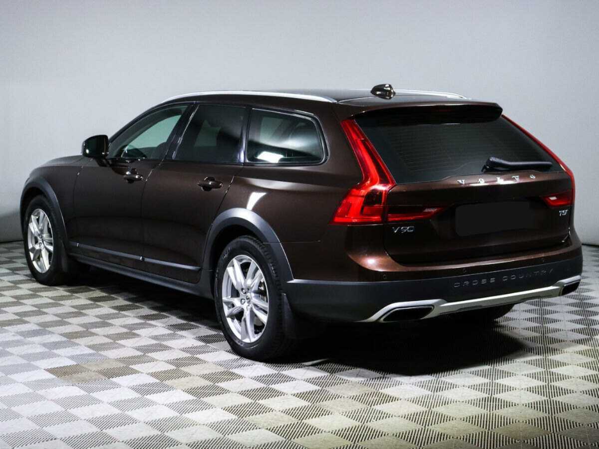 Купить Volvo V90 Cross Country с пробегом. Фото: #5