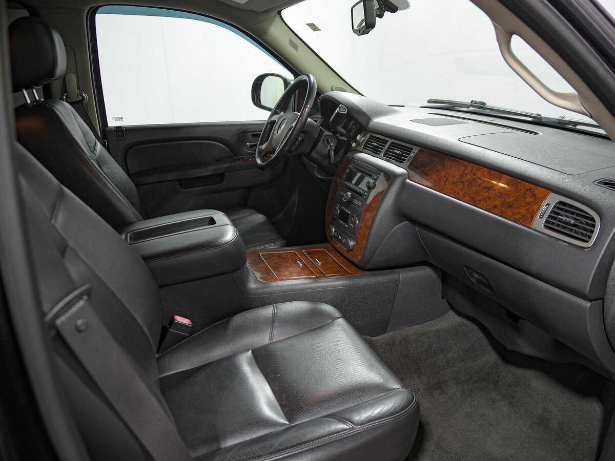Купить Chevrolet Tahoe с пробегом. Фото: #16