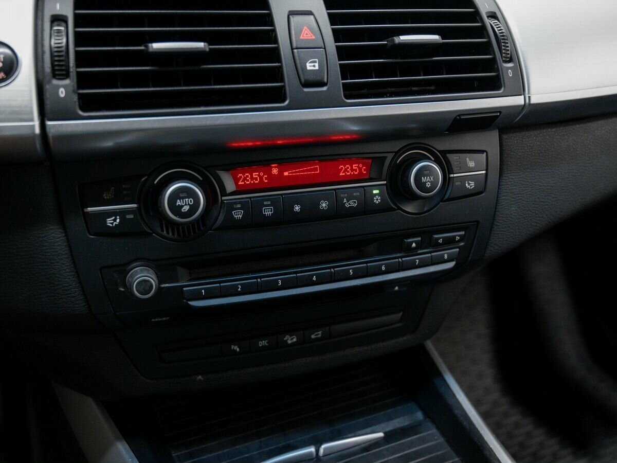 Купить BMW X5 с пробегом. Фото: #18