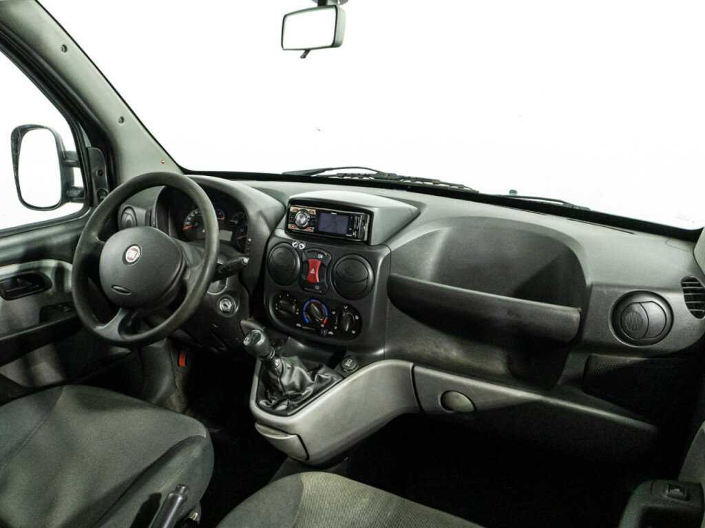 Купить Fiat Doblo с пробегом. Фото: #8