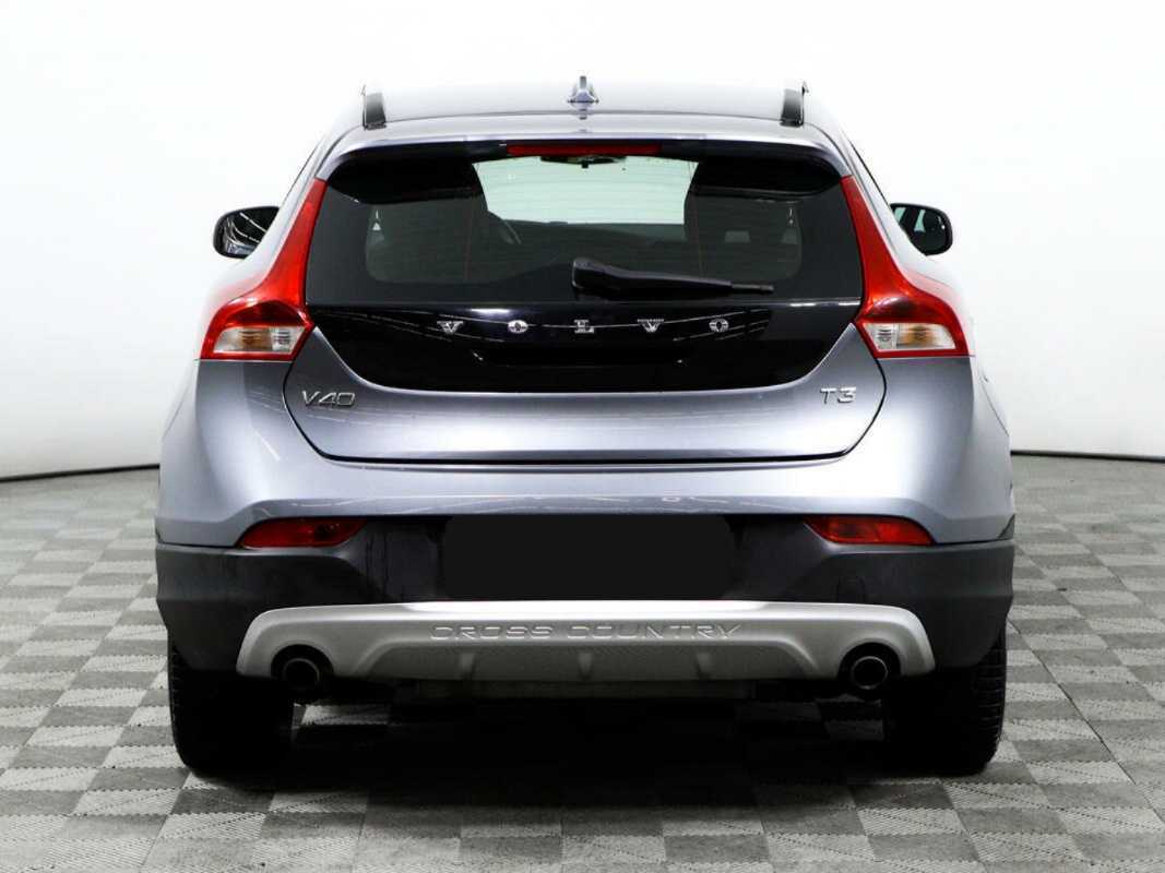 Купить Volvo V40 Cross Country с пробегом. Фото: #5