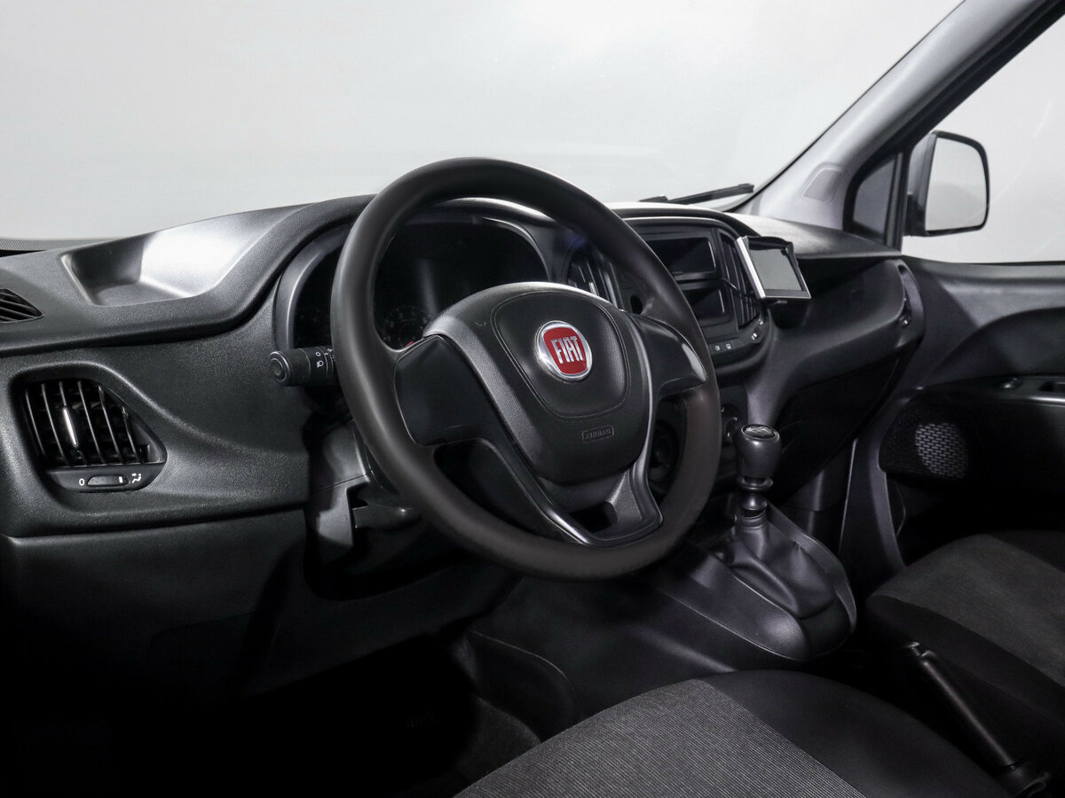 Купить Fiat Doblo с пробегом. Фото: #10