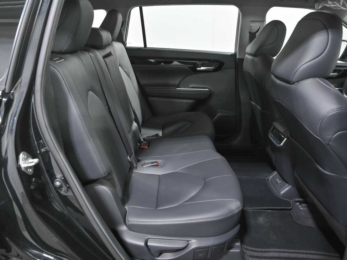 Купить Toyota Highlander с пробегом. Фото: #19