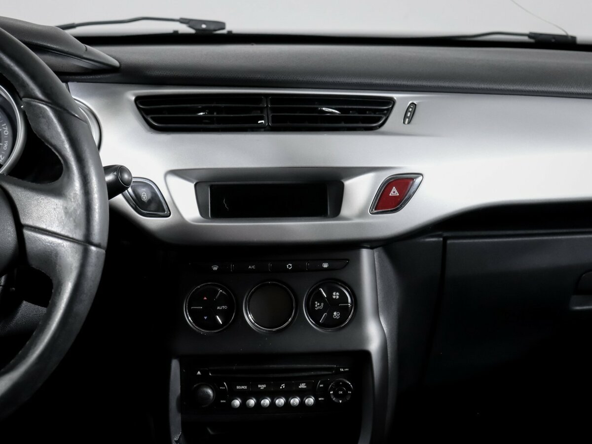 Купить Citroen C3 с пробегом. Фото: #10