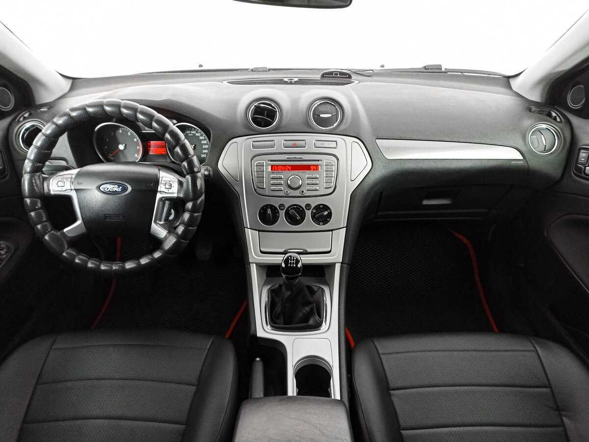 Купить Ford Mondeo с пробегом. Фото: #11