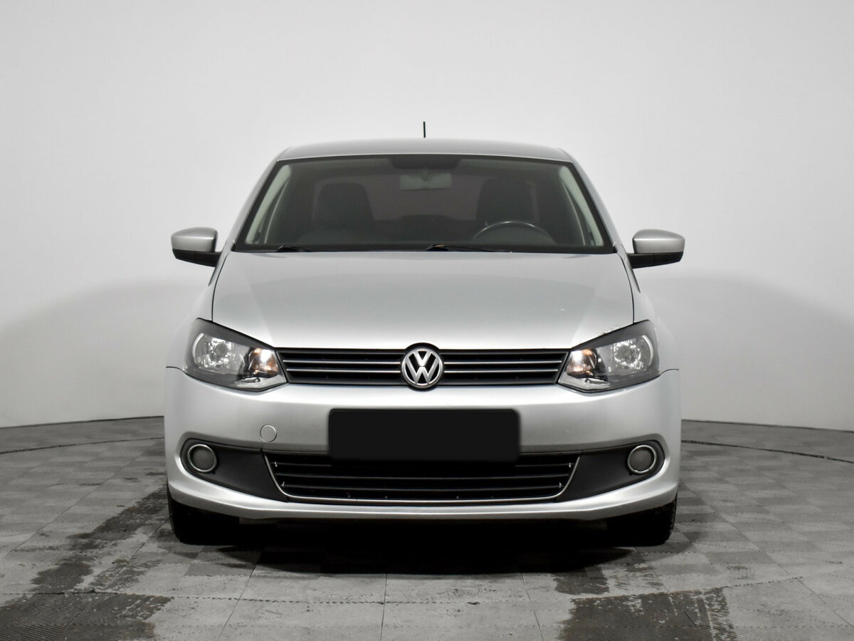 Купить Volkswagen Polo с пробегом. Фото: #1