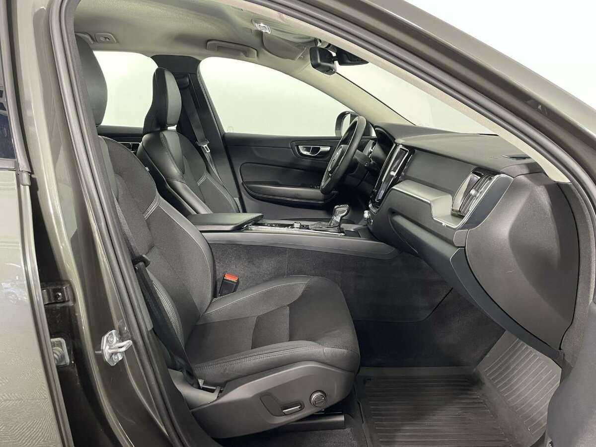 Купить Volvo XC60 с пробегом. Фото: #13