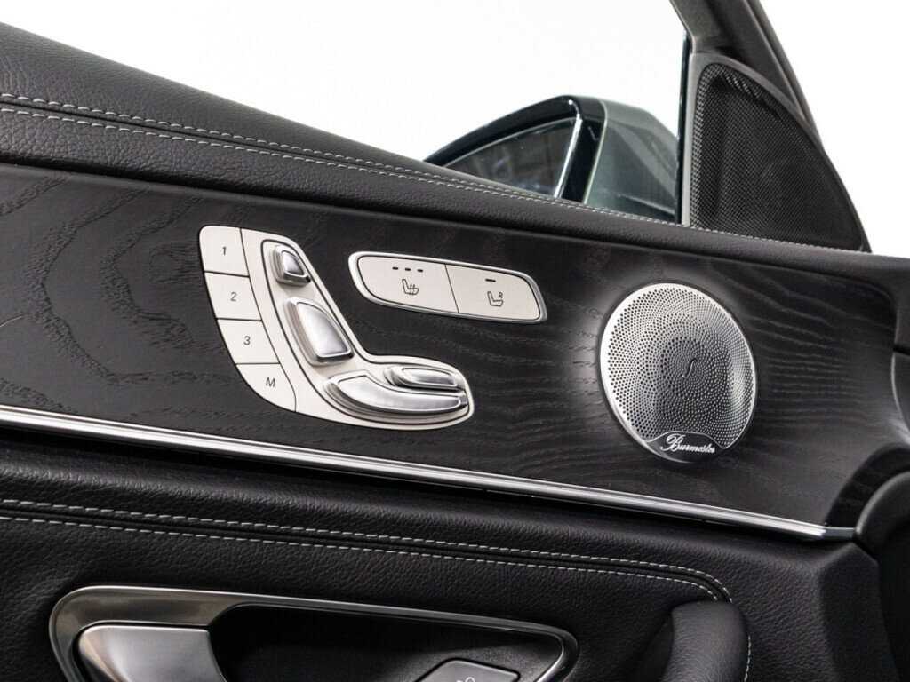 Купить Mercedes-Benz E-Класс с пробегом. Фото: #16