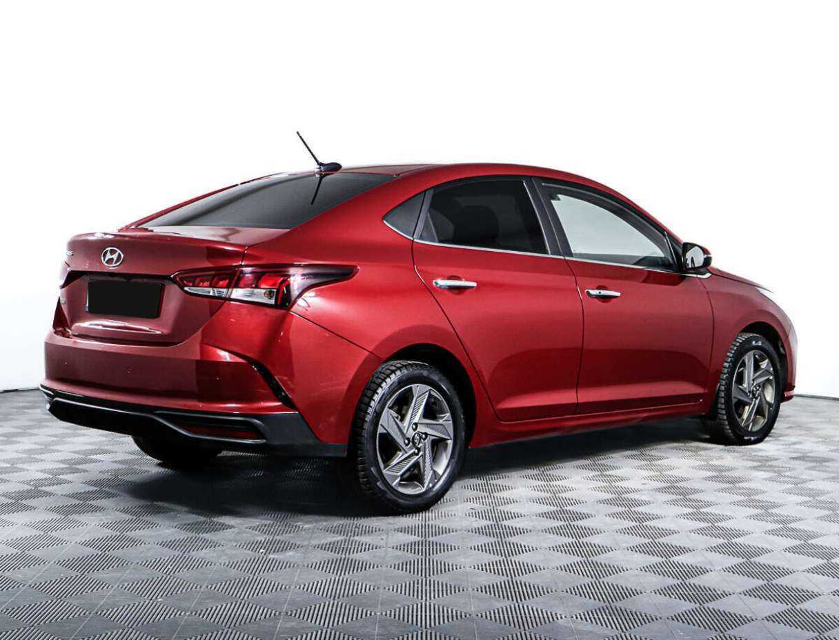 Купить Hyundai Solaris с пробегом. Фото: #4