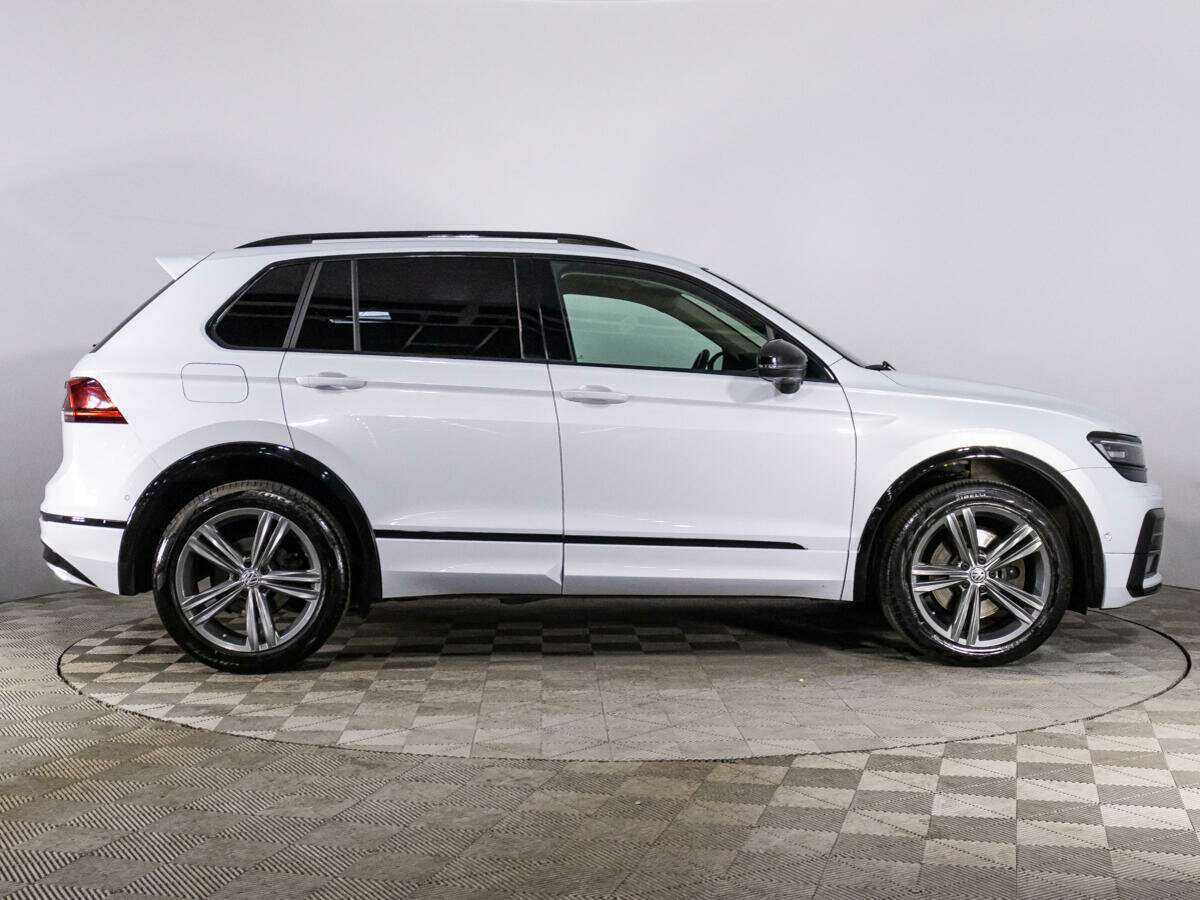 Купить Volkswagen Tiguan с пробегом. Фото: #4