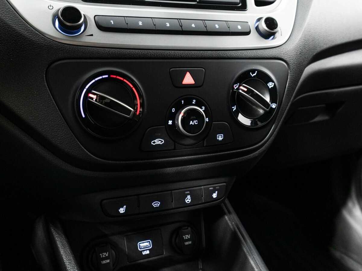 Купить Hyundai Solaris с пробегом. Фото: #14