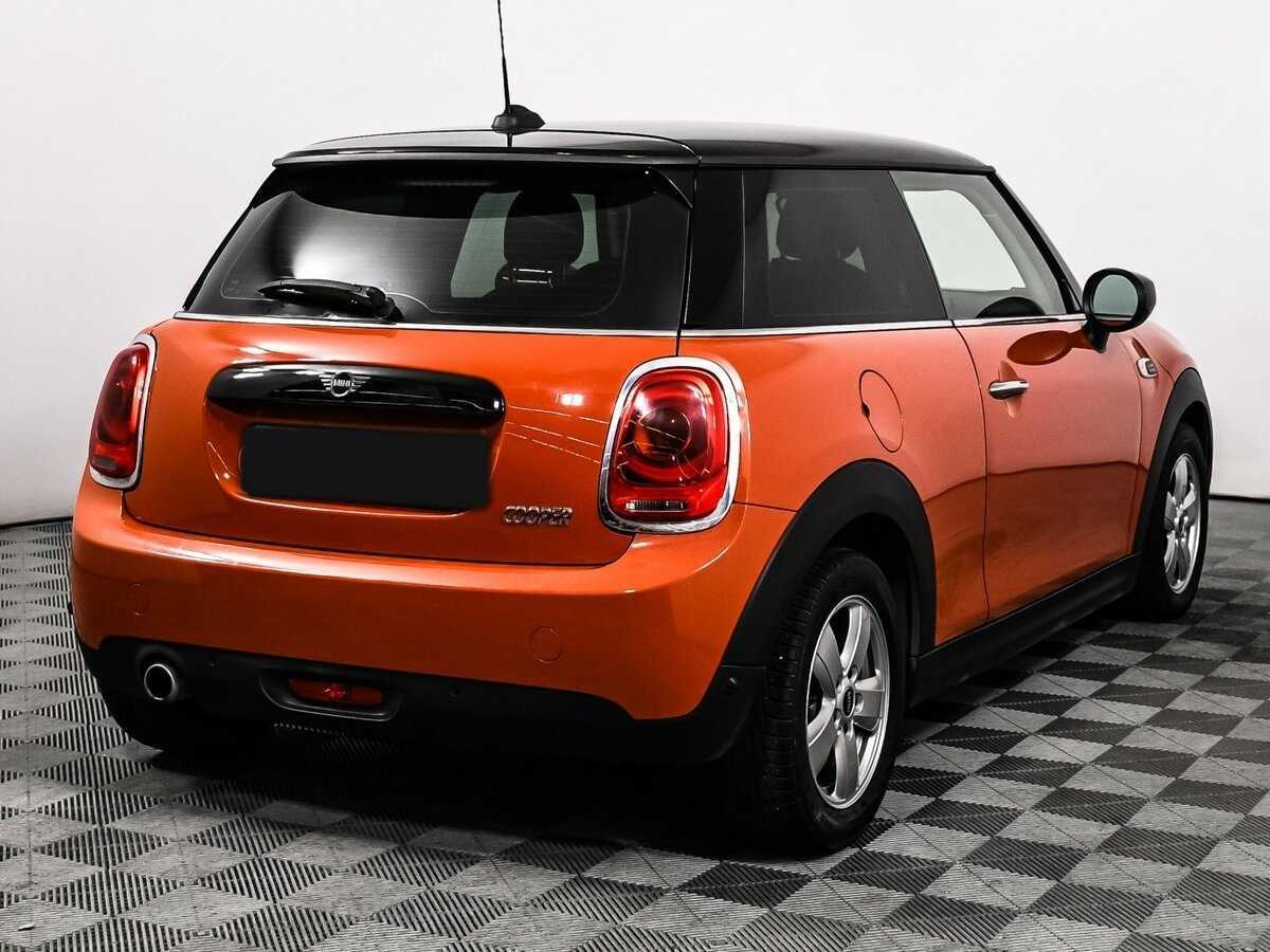 Купить Mini Hatch с пробегом. Фото: #4