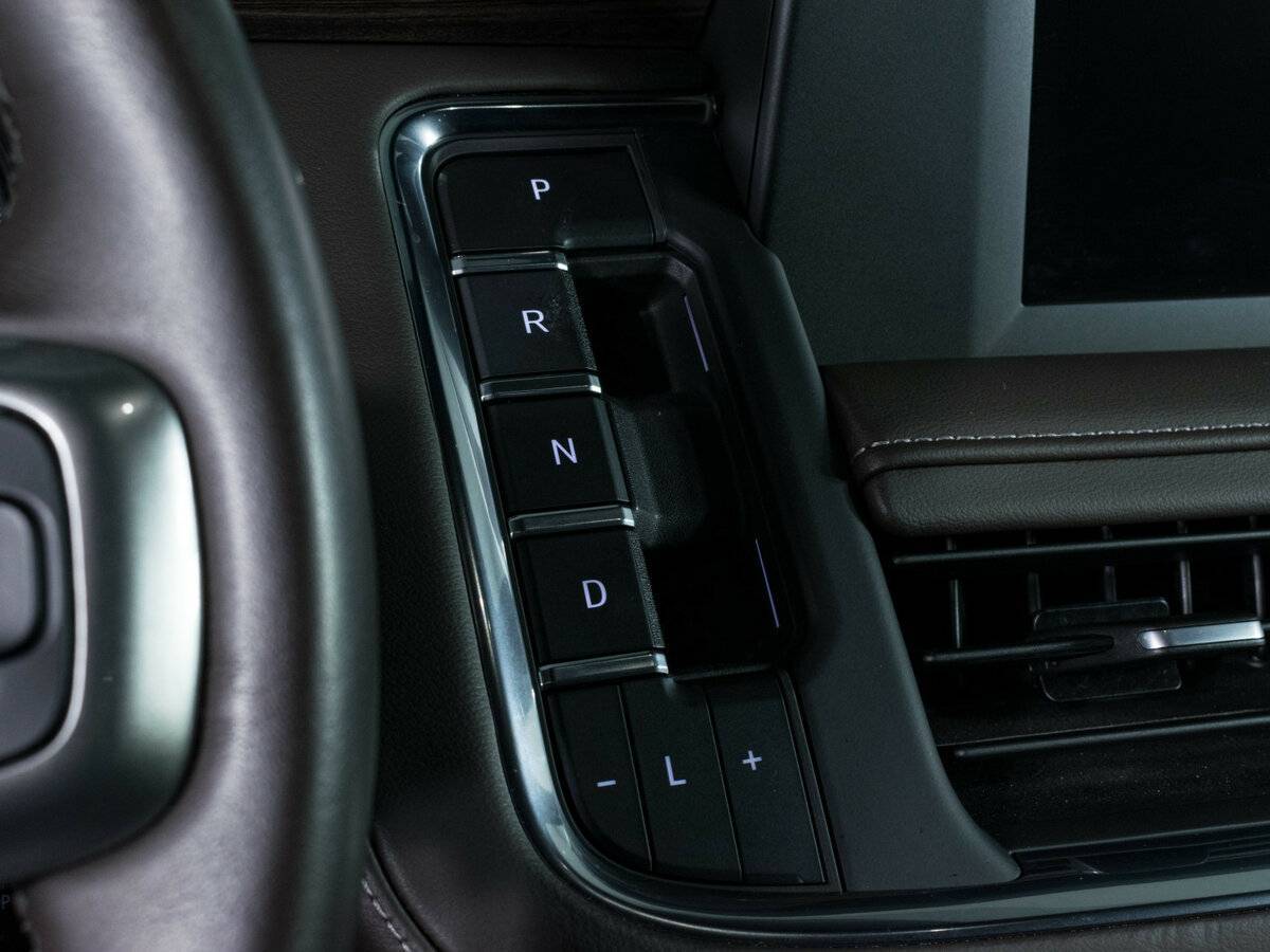 Купить Chevrolet Tahoe с пробегом. Фото: #16