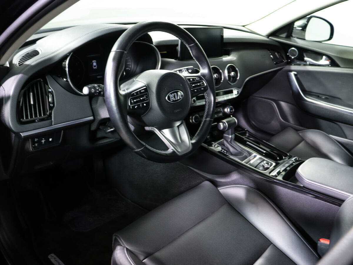 Купить Kia Stinger с пробегом. Фото: #11