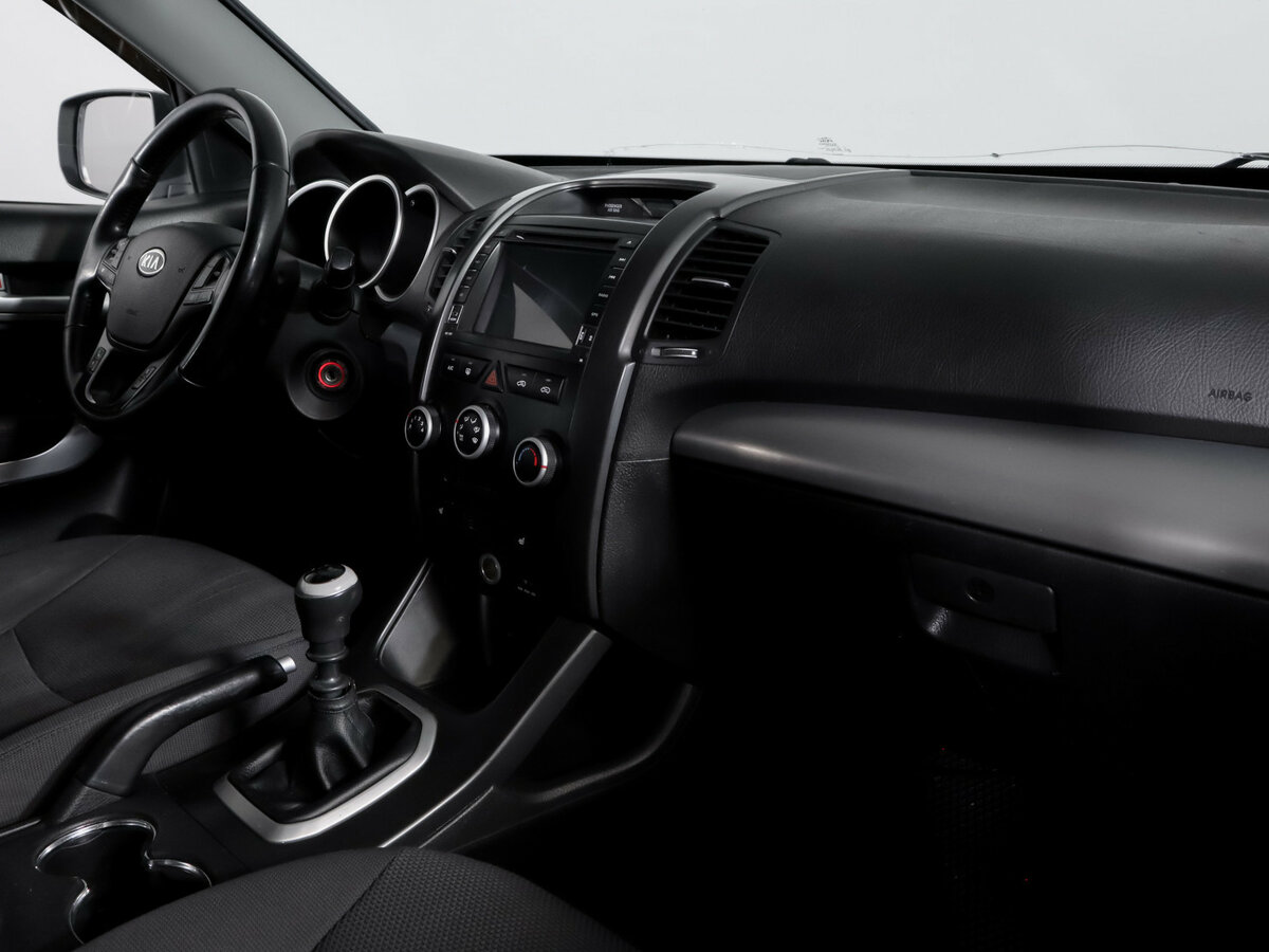 Купить Kia Sorento с пробегом. Фото: #8