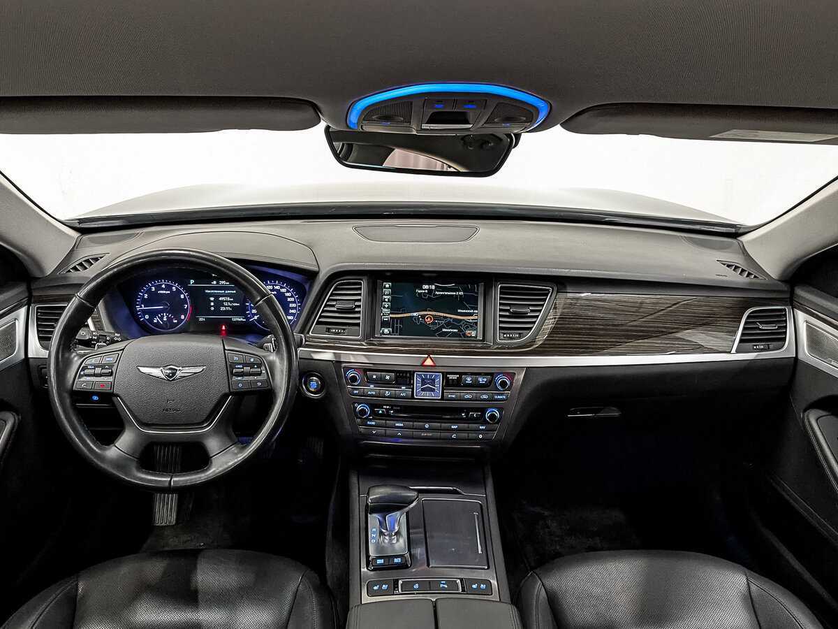 Купить Genesis G80 с пробегом. Фото: #13