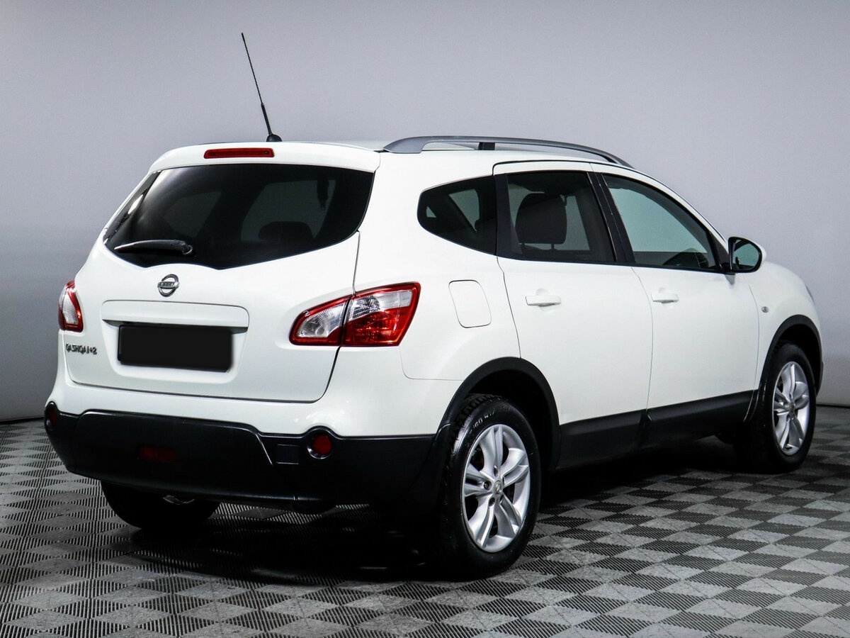 Купить Nissan Qashqai+2 с пробегом. Фото: #3