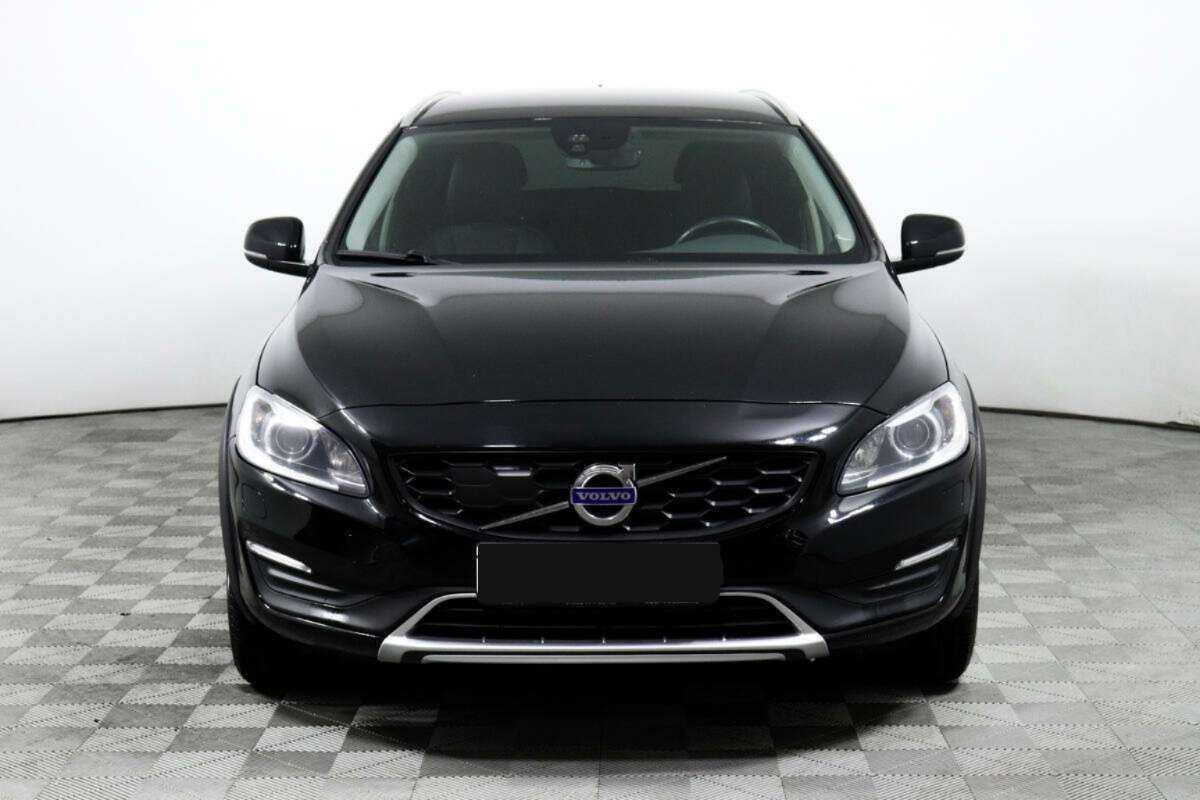 Купить Volvo V60 Cross Country с пробегом. Фото: #1