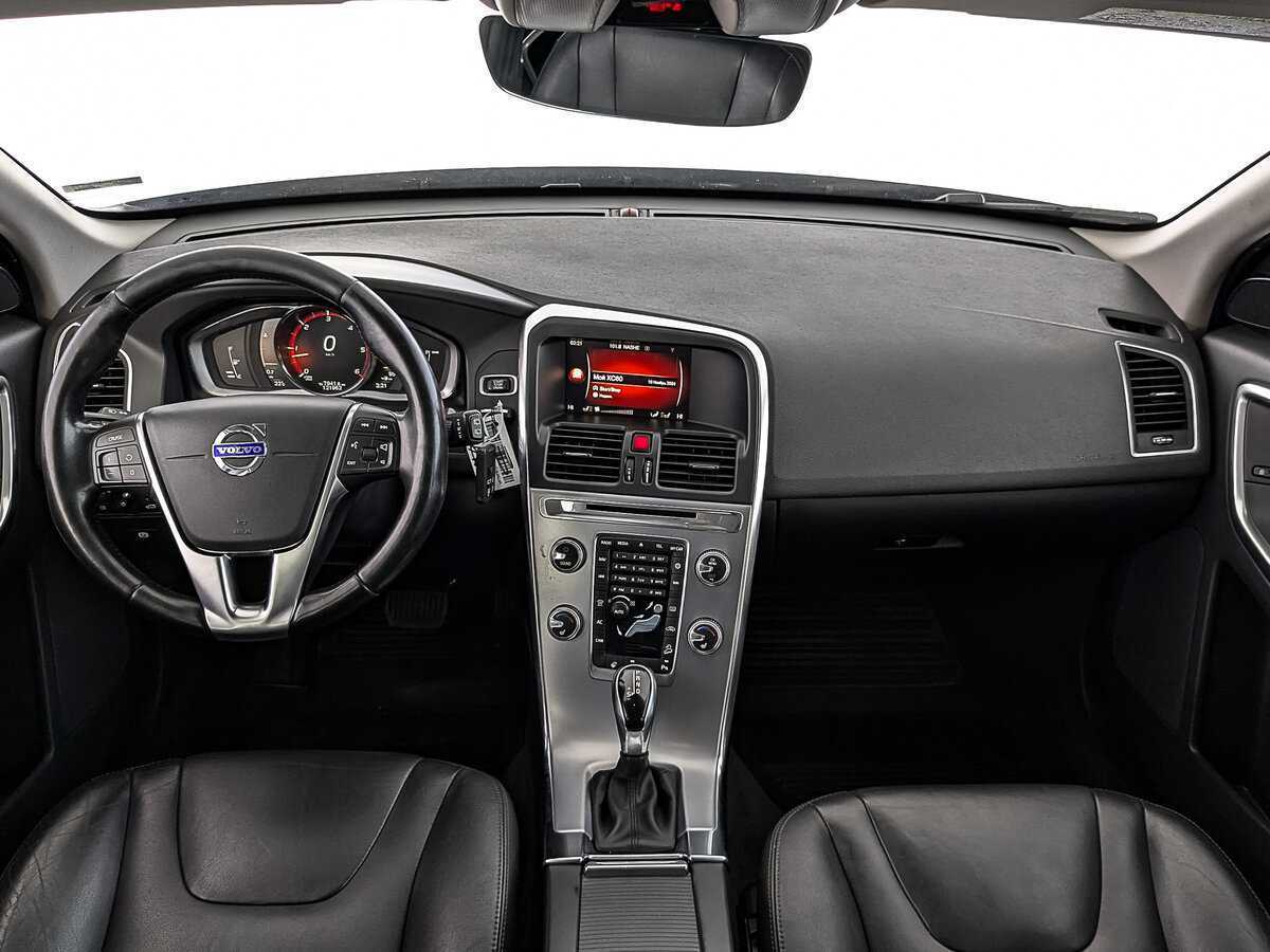 Купить Volvo XC60 с пробегом. Фото: #13