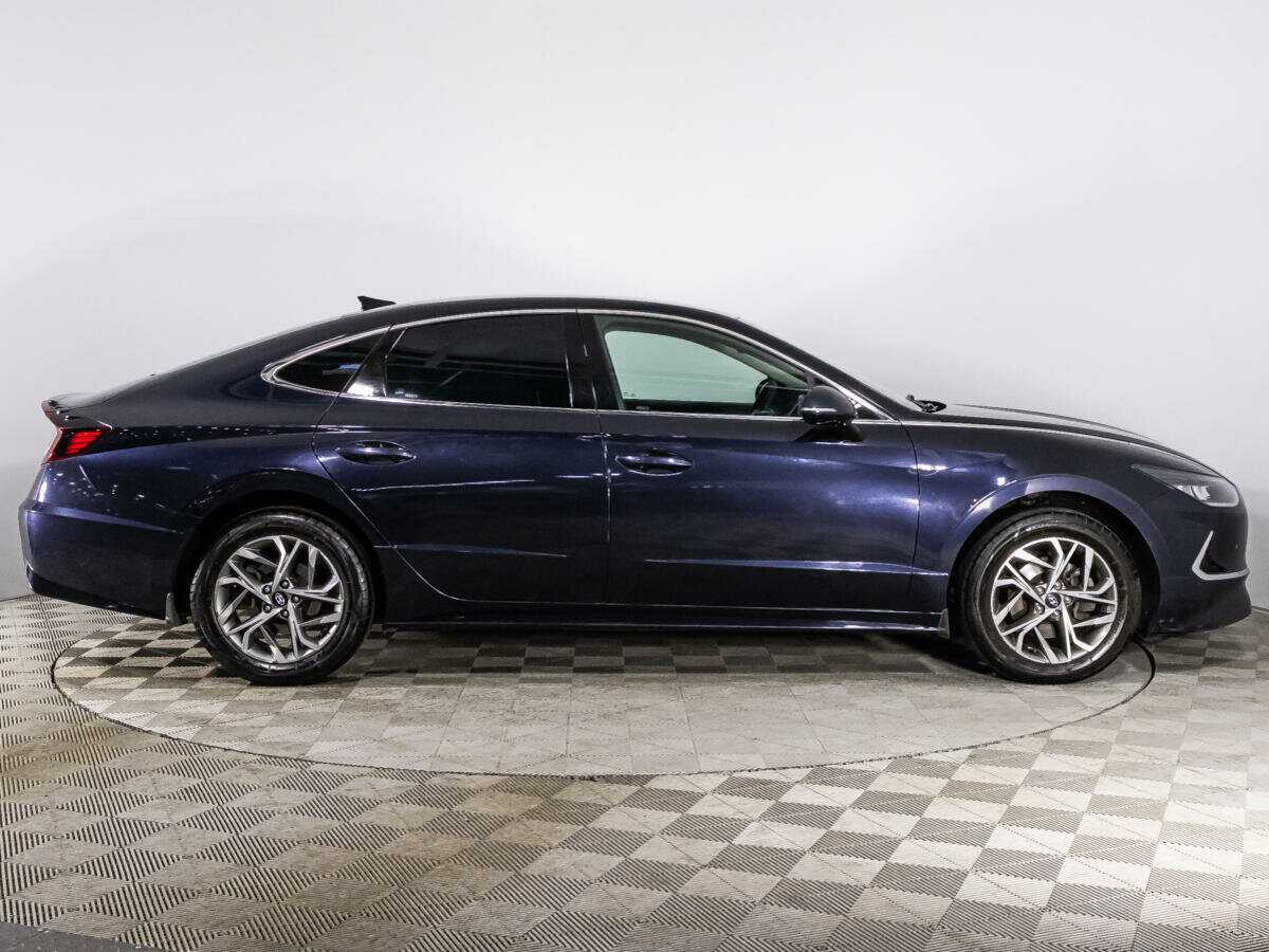 Купить Hyundai Sonata с пробегом. Фото: #3
