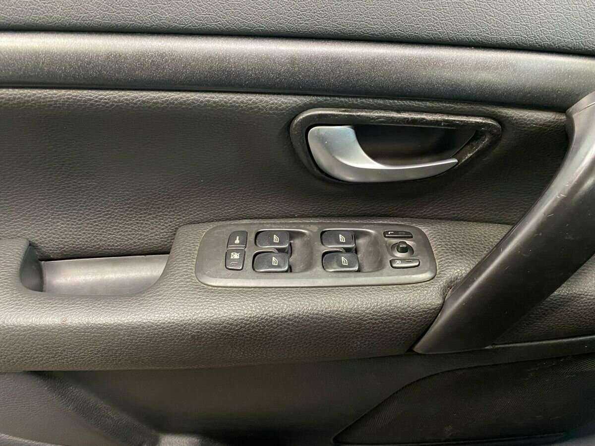Купить Volvo S80 с пробегом. Фото: #15
