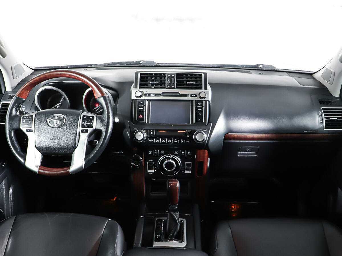 Купить Toyota Land Cruiser Prado с пробегом. Фото: #9