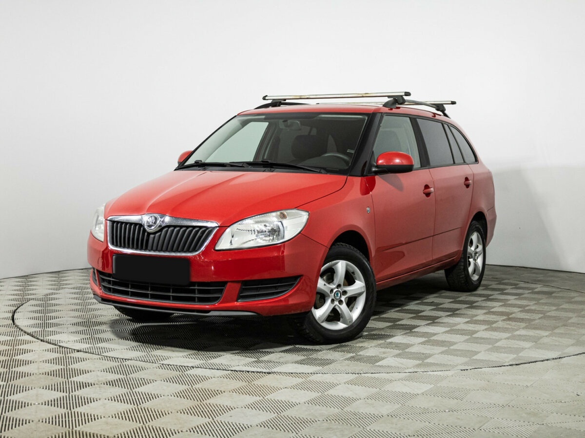 Купить Skoda Fabia с пробегом. Посмотреть фото