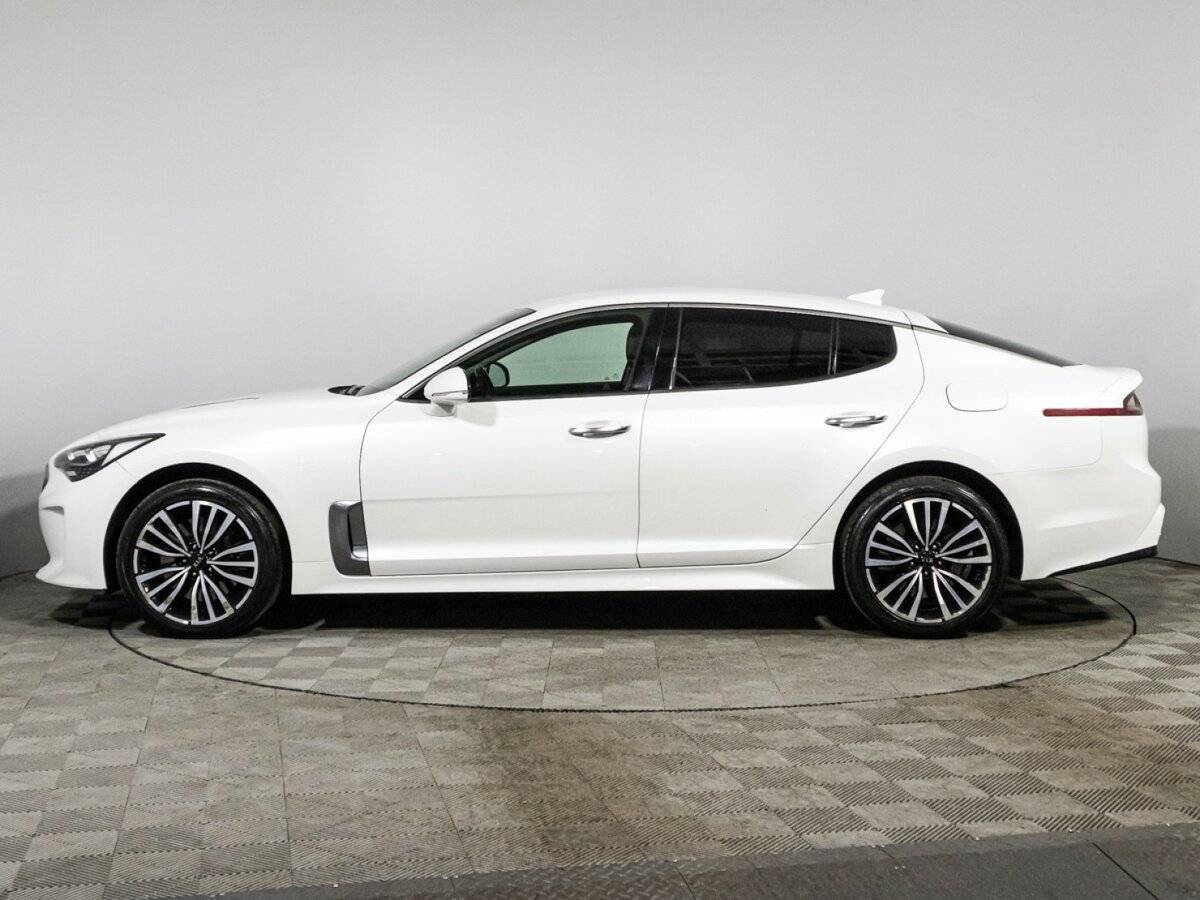 Купить Kia Stinger с пробегом. Фото: #7