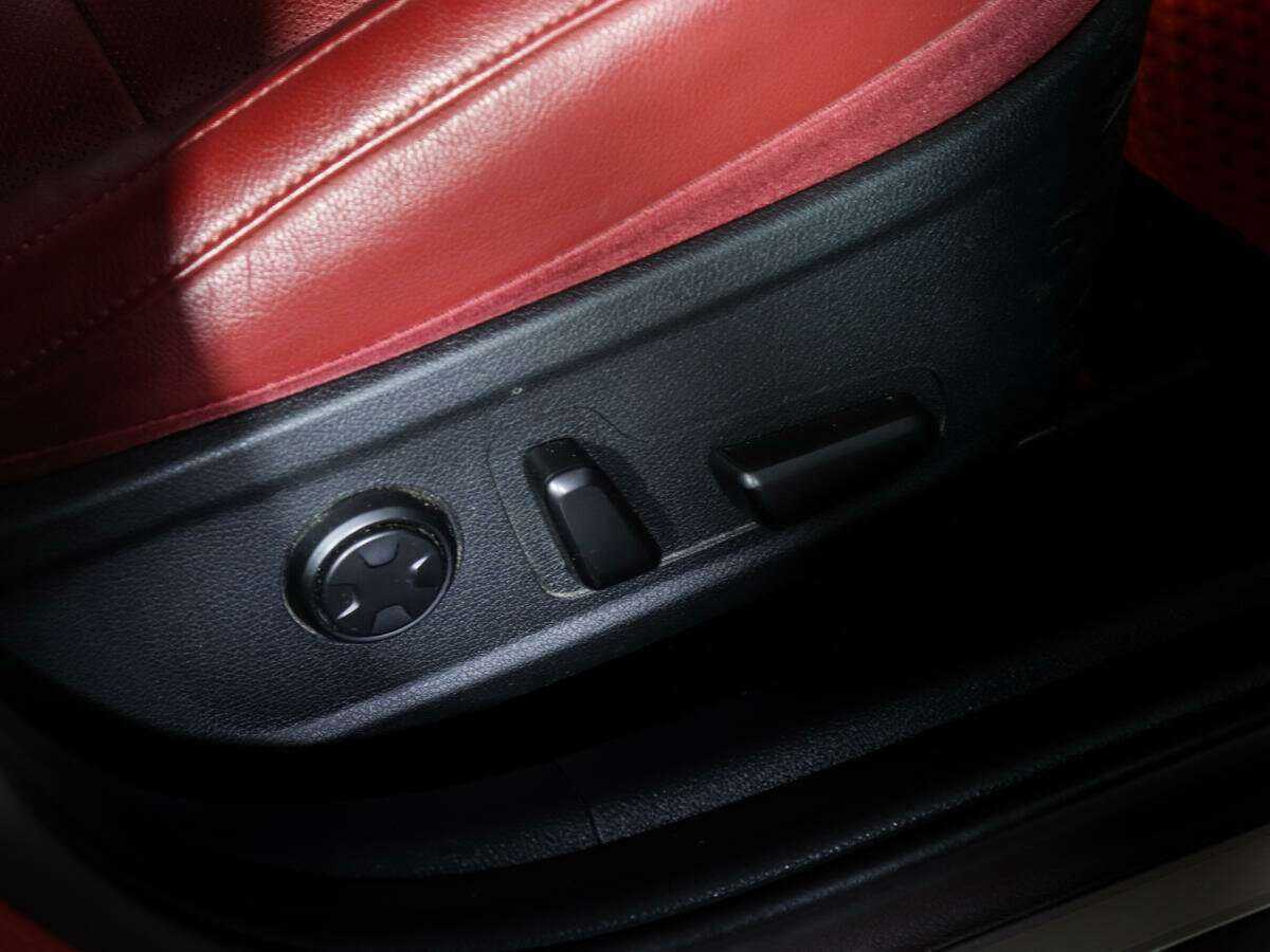 Купить Kia Stinger с пробегом. Фото: #16