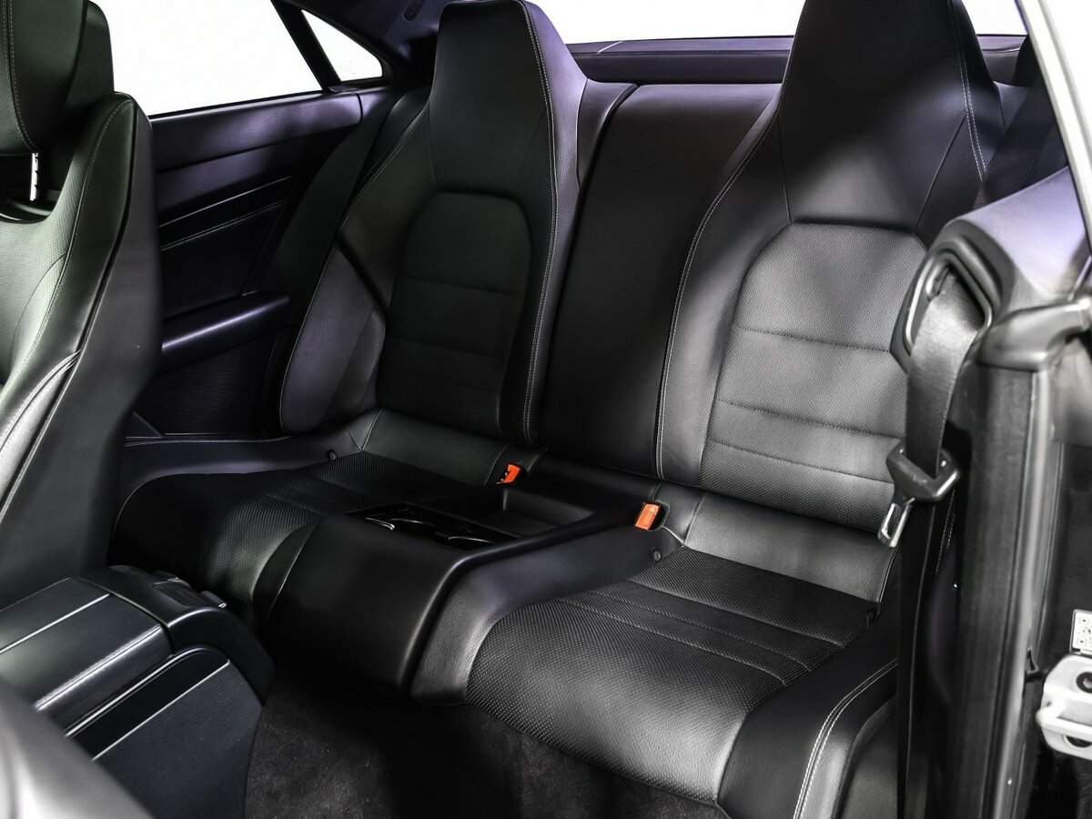 Купить Mercedes-Benz E-Класс с пробегом. Фото: #12