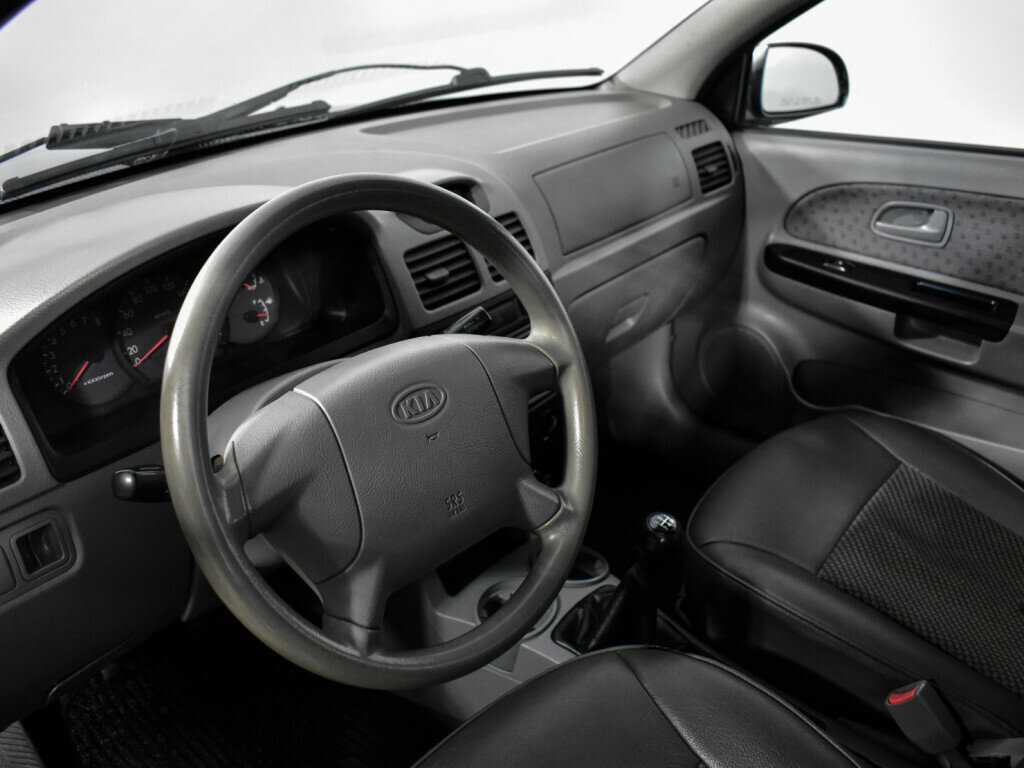 Купить Kia Rio с пробегом. Фото: #7