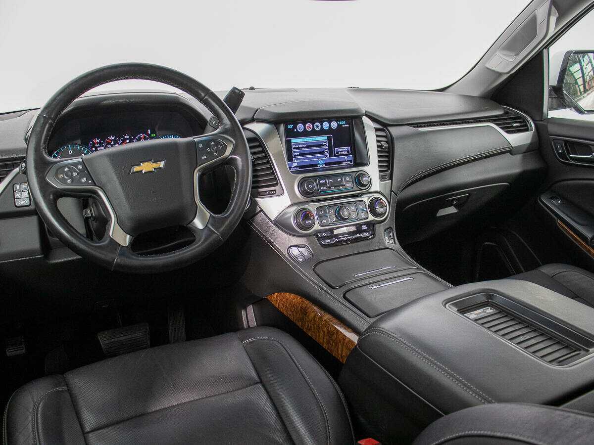 Купить Chevrolet Tahoe с пробегом. Фото: #8