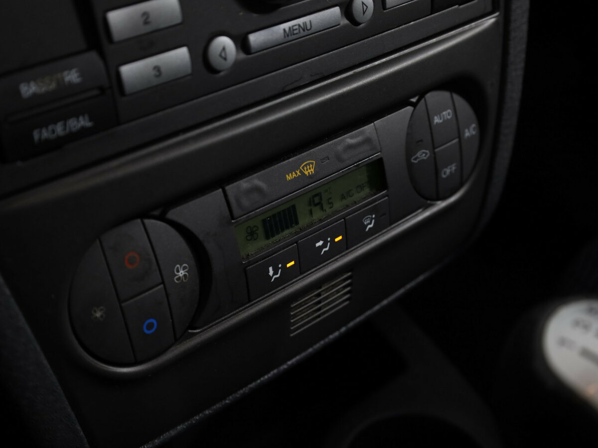 Купить Ford Fusion с пробегом. Фото: #13