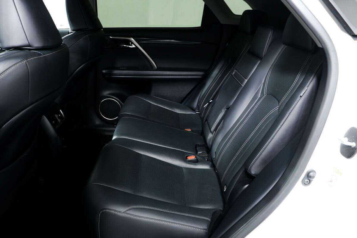 Купить Lexus RX с пробегом. Фото: #11