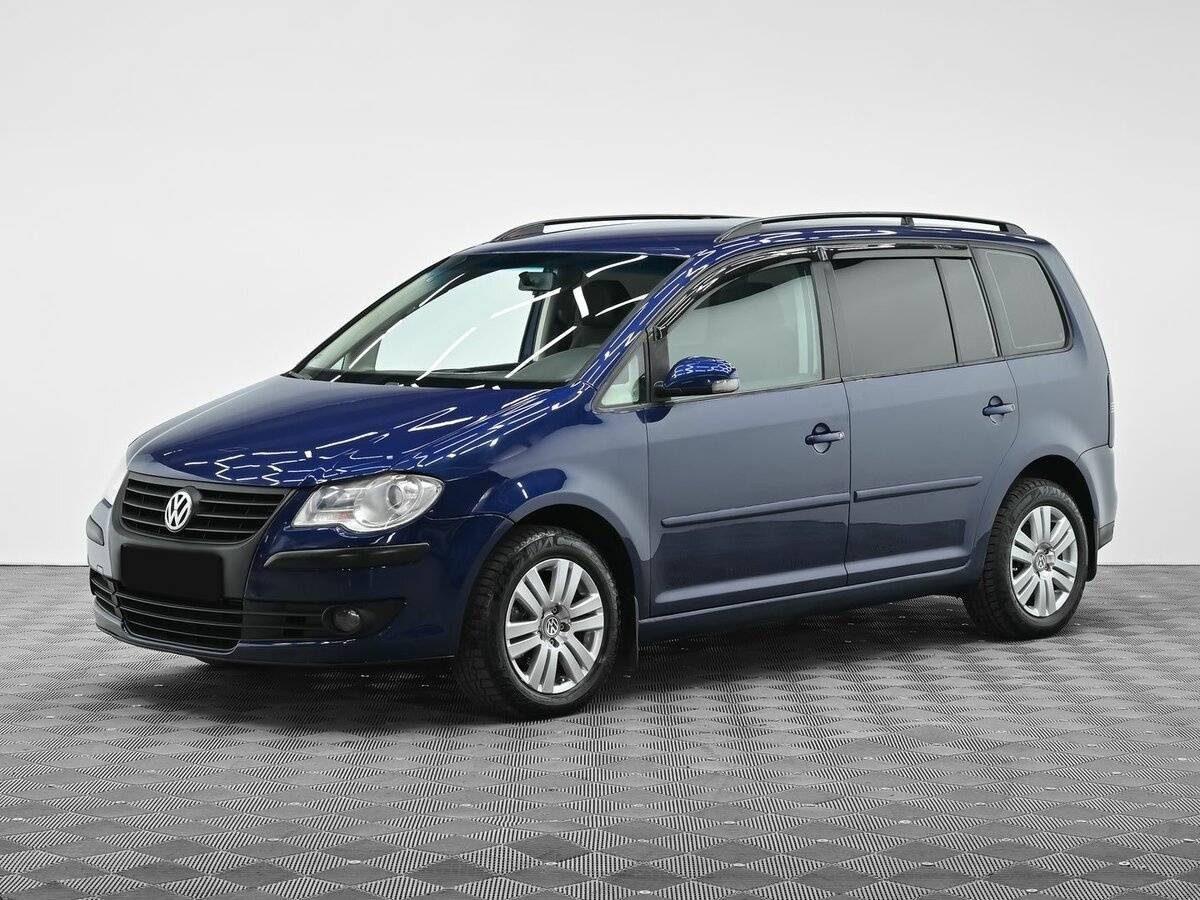 Купить Volkswagen Touran с пробегом. Фото: #0