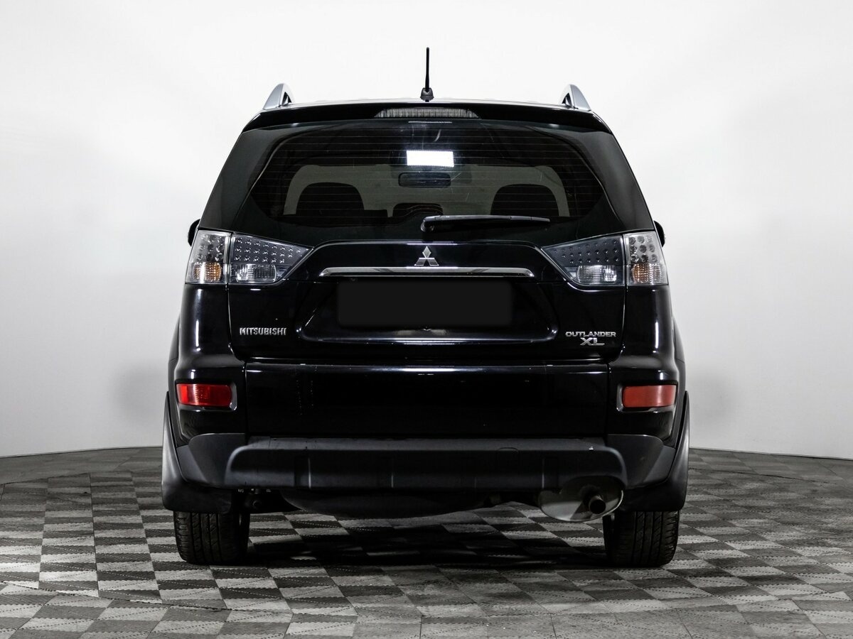 Купить Mitsubishi Outlander с пробегом. Фото: #4