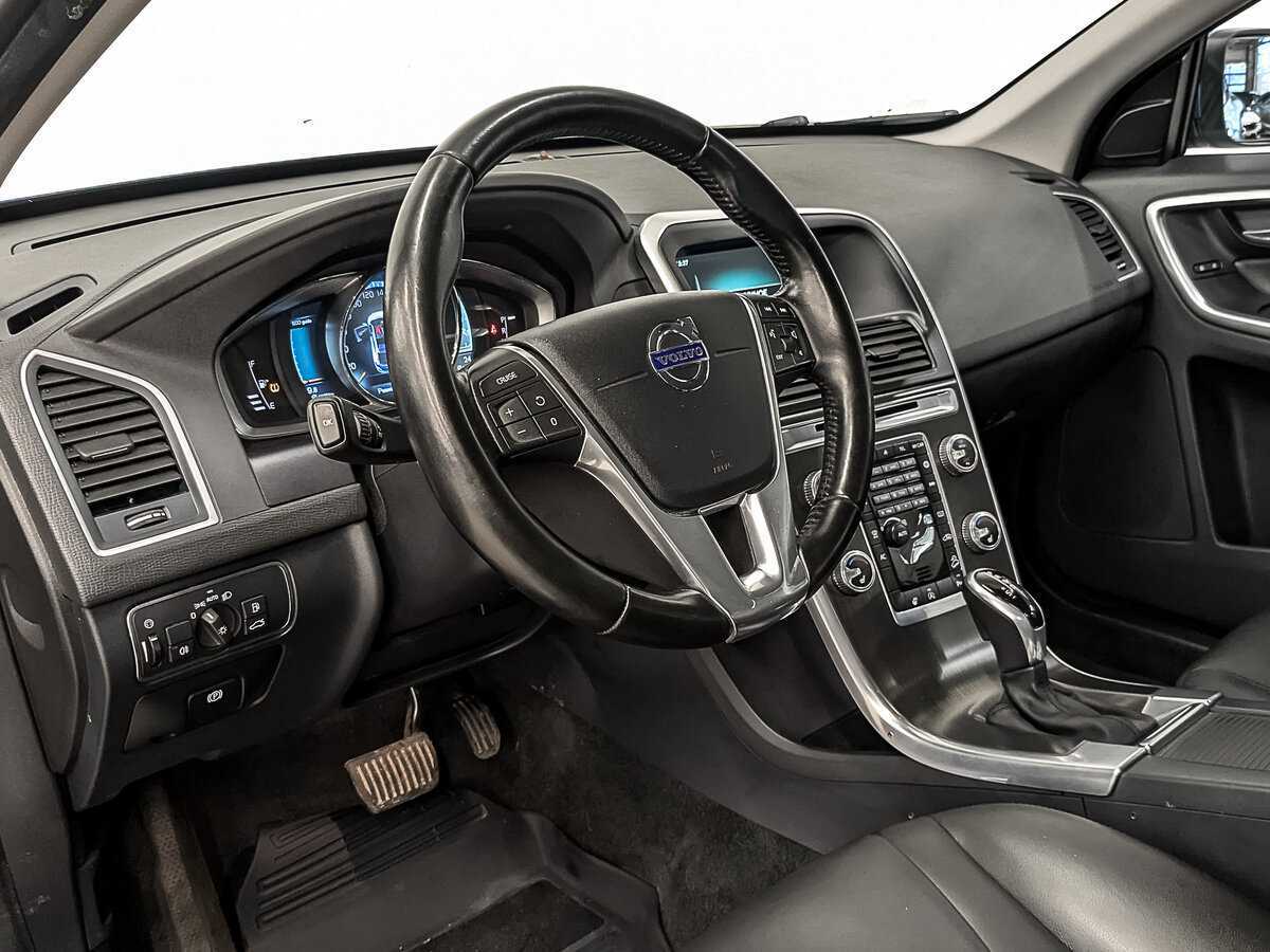 Купить Volvo XC60 с пробегом. Фото: #14