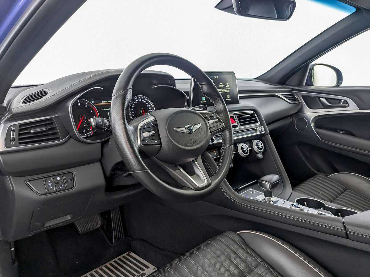 Купить Genesis G70 с пробегом. Фото: #14