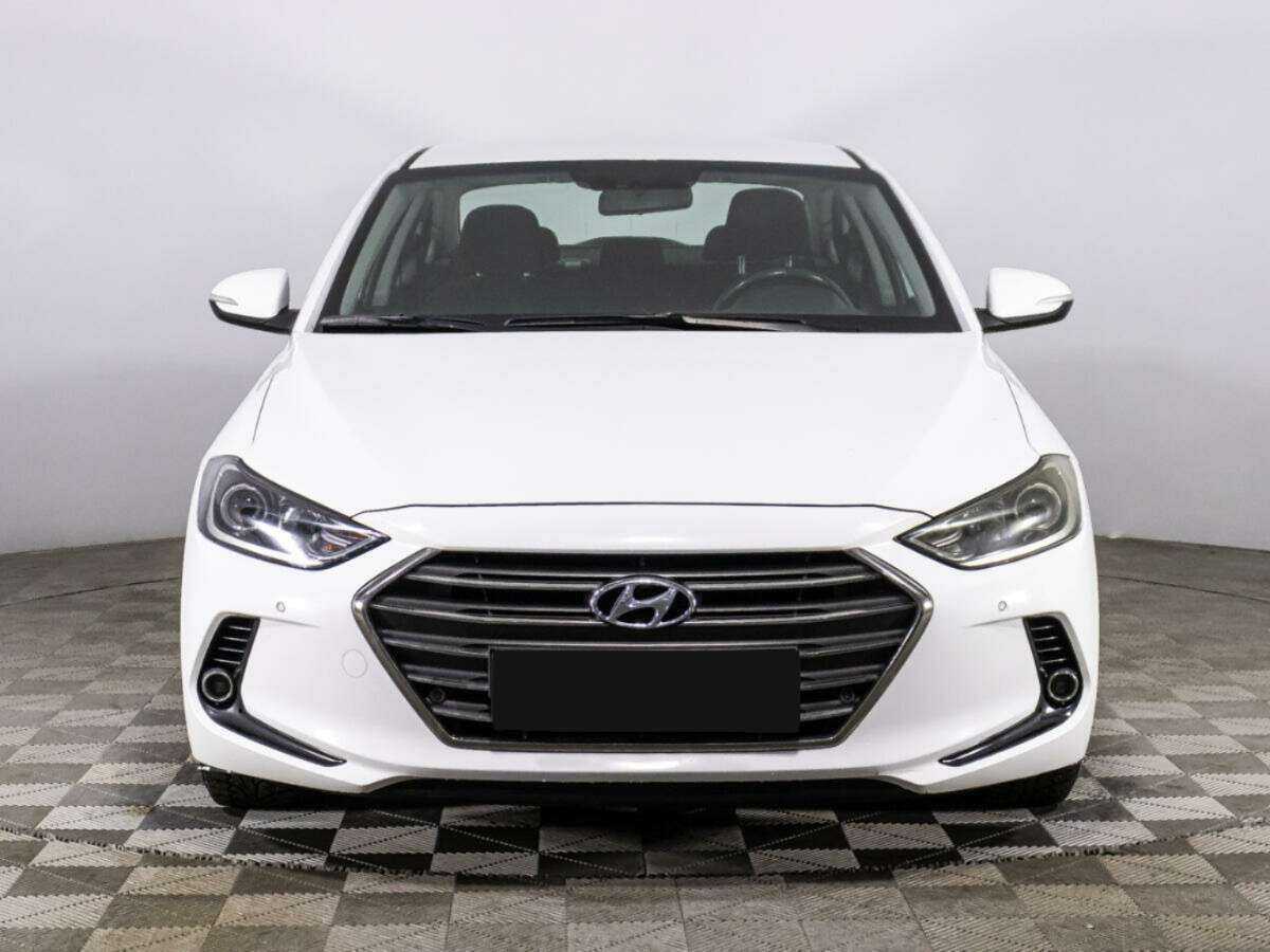 Купить Hyundai Elantra с пробегом. Фото: #1