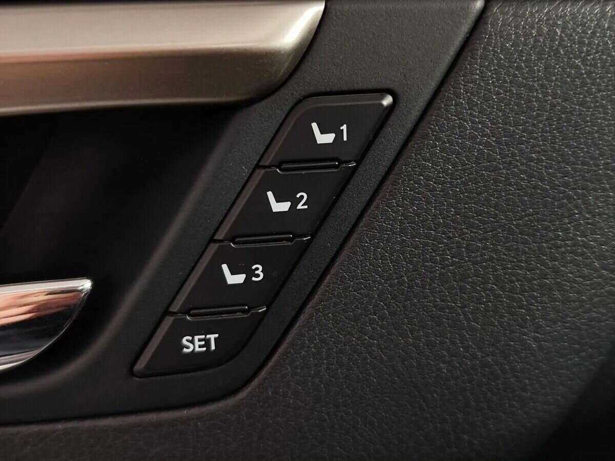 Купить Lexus RX с пробегом. Фото: #14