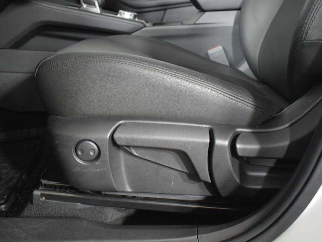 Купить Mitsubishi Outlander с пробегом. Фото: #12