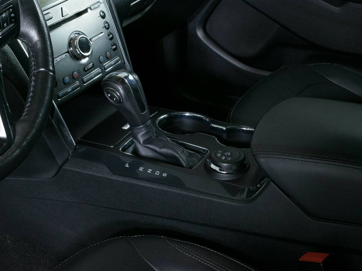 Купить Ford Explorer с пробегом. Фото: #19