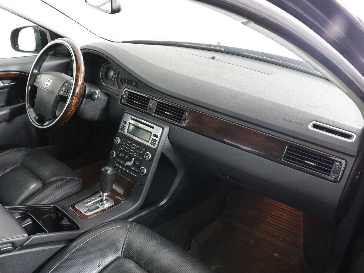 Купить Volvo S80 с пробегом. Фото: #9