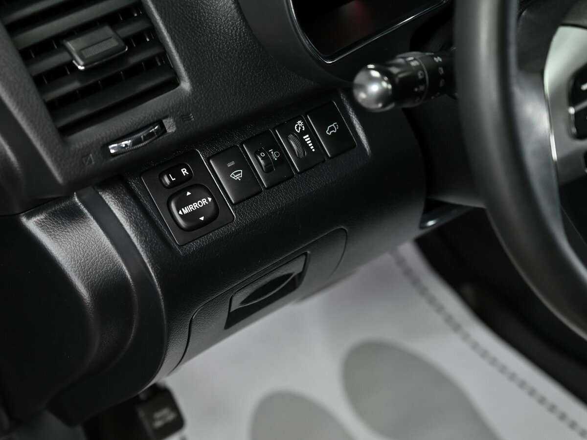 Купить Toyota Highlander с пробегом. Фото: #12